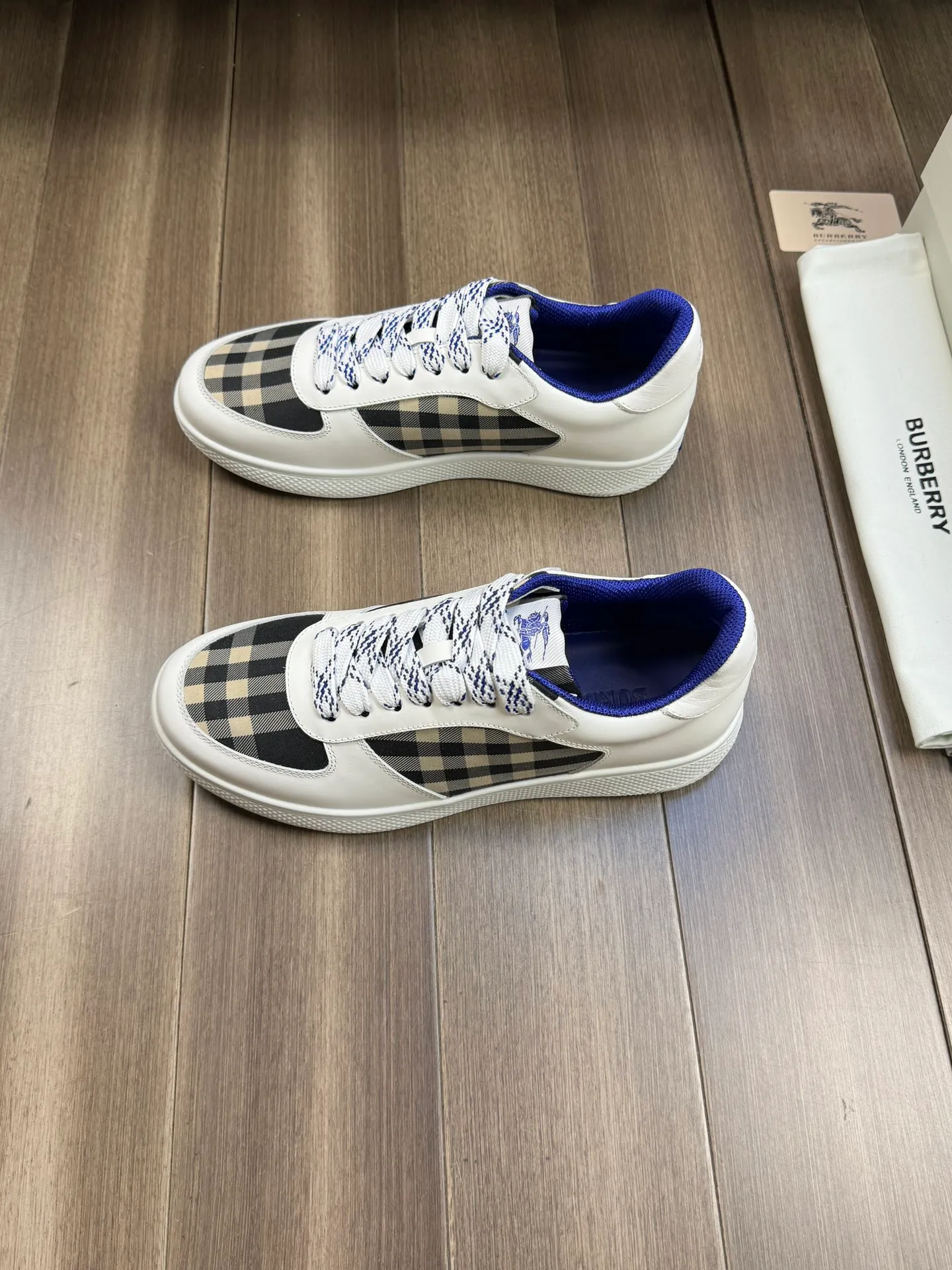 p380💰Men's shoes [BURBERRY] Burberry - High-end quality original order 🔍🔍🔍 - Upper: imported 🔝 Napa calfskin, brand totem cloth, tongue brand cloth label - Lining: canvas lining, - Outsole: rubber; two-color molded outsole - Ultra-high quality control·Fine workmanship: highlighted (high-end·luxury·grade) -Size : 38-44 (45 for men, can be customized)